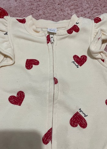 Kız Çocuk Beyaz Kalp Desenli Fermuarlı Yelek - Görsel 3