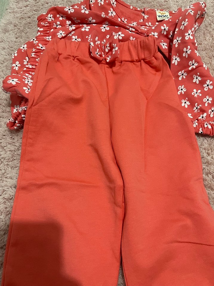 Kırmızı Çiçek Desenli Uzun Kollu Bebek Takımı - Görsel 4