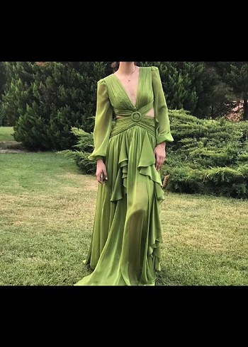 Alfabeta Sikligin Yesil Dokunusu V Yaka Uzun Elbise