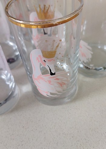 Taçlı Kuğu Desenli Pastel Beyaz Bardaklar - Görsel 3