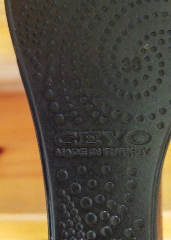 Kadın Siyah Tokalı Dolgu Topuk Terlik - Görsel 6