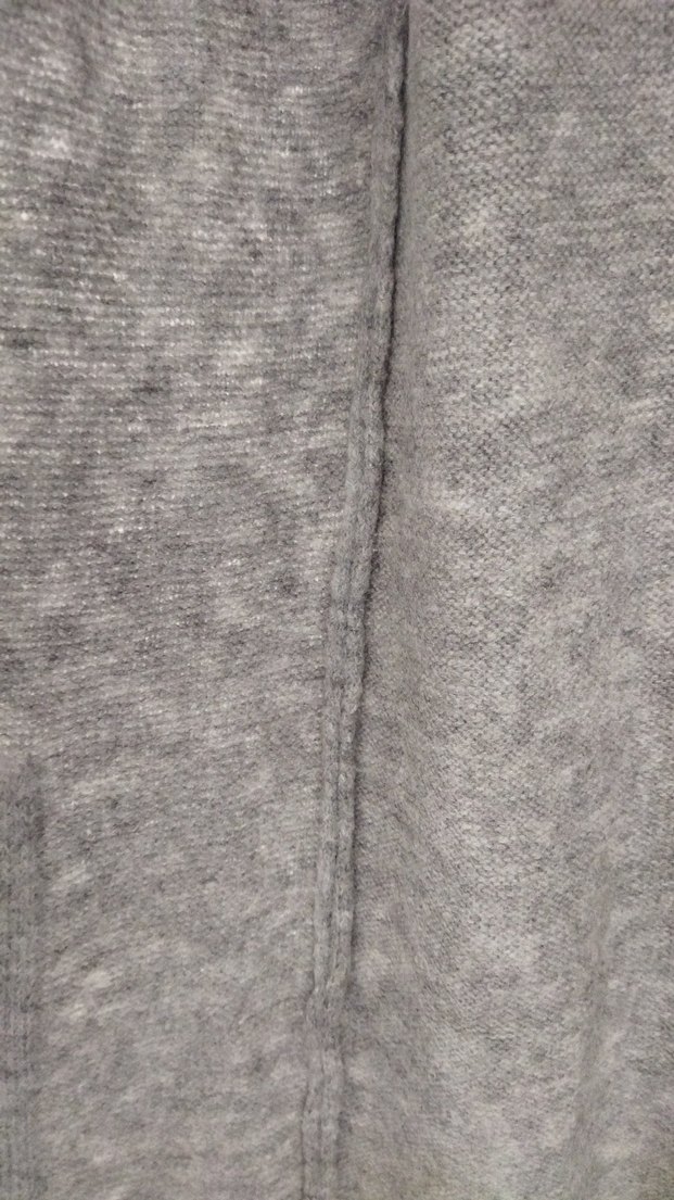 Gri Uzun Kollu Örgü Yelek - Görsel 4
