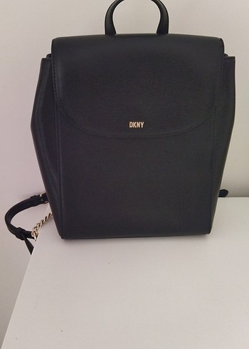 DKNY ürünü