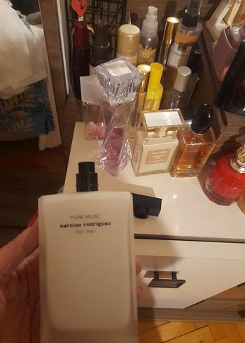Narciso rodriguez pure musc parfüm - Görsel 5