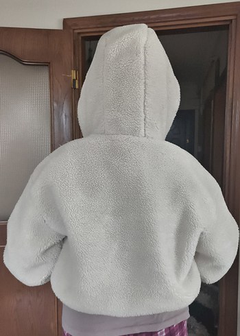 Beyaz Peluş Kapüşonlu Kadın Mont - Görsel 7