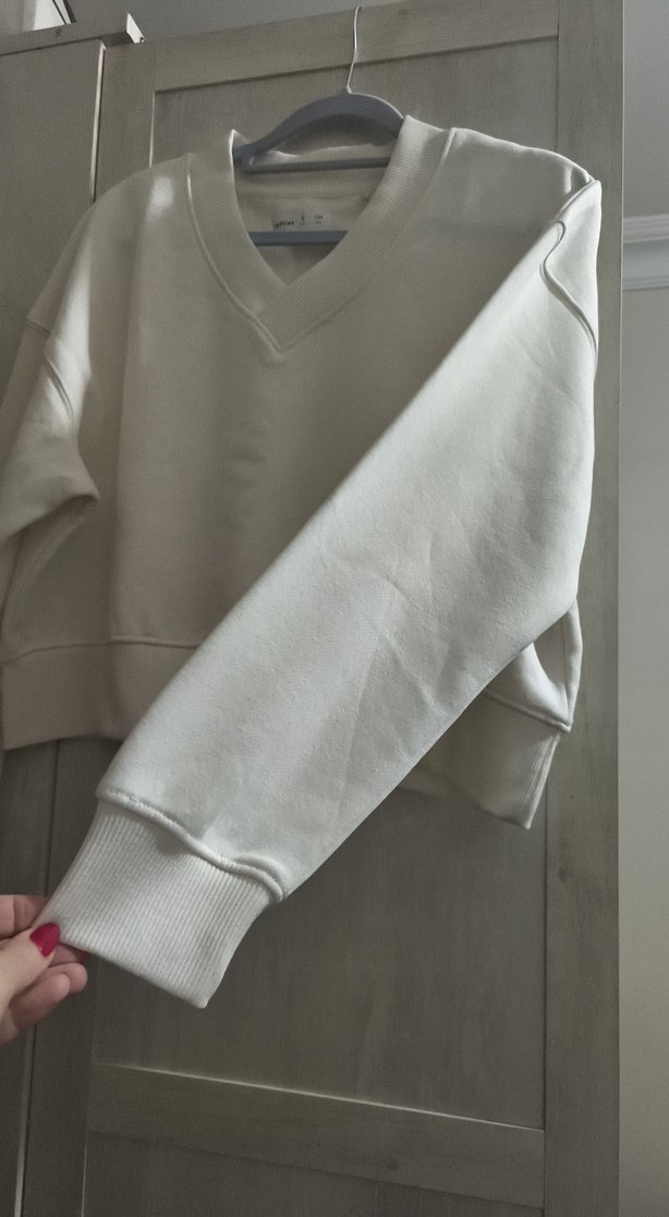 V Yaka Krık beyaz Kadın crop Sweatshirt - Görsel 4