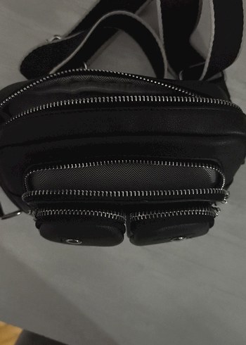 Siyah Deri ,Kemerli Kadın Çapraz Çanta - Görsel 6