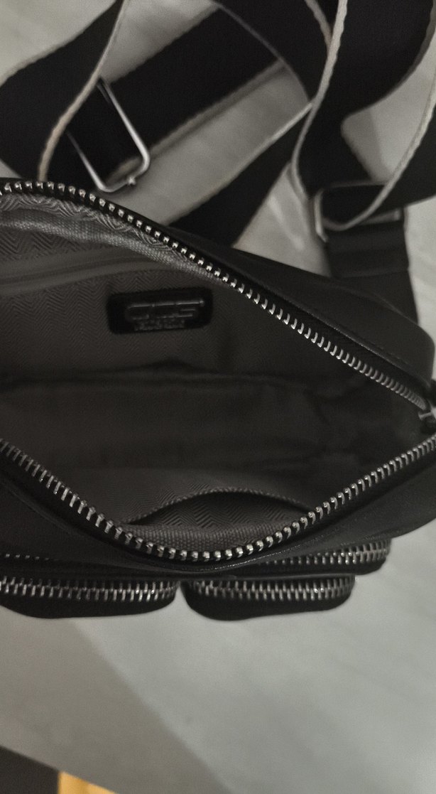 Siyah Deri ,Kemerli Kadın Çapraz Çanta - Görsel 5