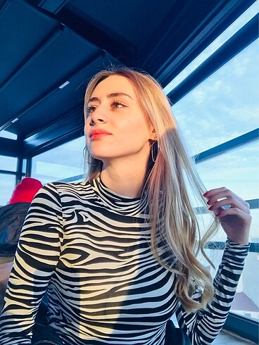 Zebra Desen Balıkçı Yaka Crop
