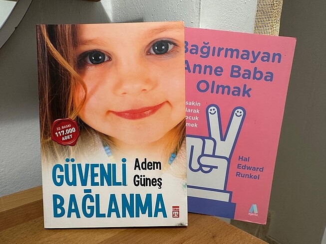 2 adet kitap güvenli bağlanma bağırmayan anne baba olmak