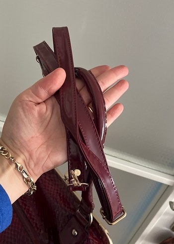 Bordo Yılan Derisi Desenli Deri Kadın Çanta - Görsel 5