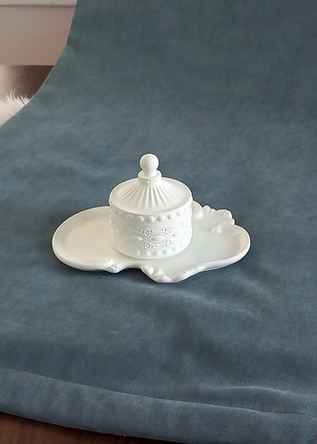 Beyaz Kapaklı Dekoratif Seramik Kutu - Görsel 4