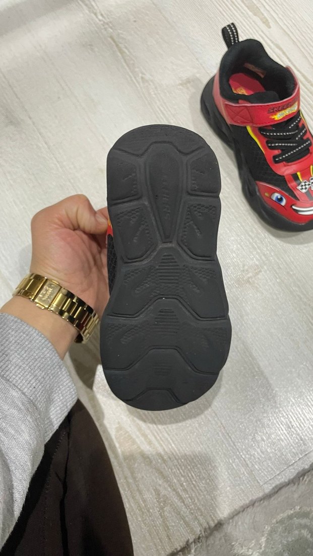 Kırmızı Baskılı Erkek Çocuk Spor Ayakkabı - Görsel 4