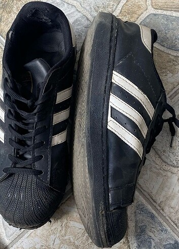 Adidas ayakkabı 