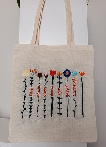 Zara Çiçek temalı punch çanta 