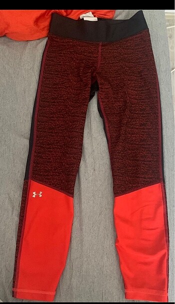 UNDER ARMOUR tayt