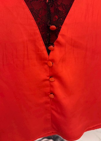 Dantel Detaylı Kırmızı V Yaka Mini Bluz - Görsel 7