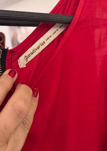 Kırmızı Sırt Fermuarlı Kadın Bluz - Görsel 3