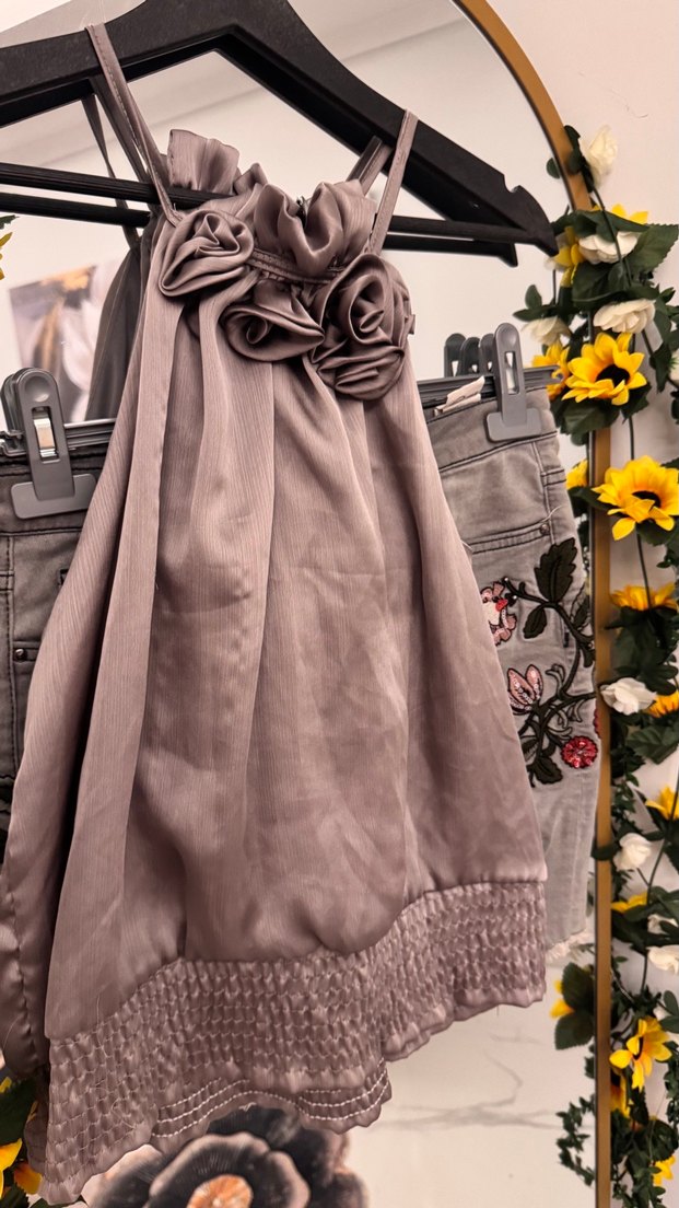 Genç hanımlar buraya harika bluz etek - Görsel 2