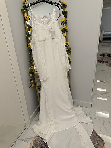 Uzun nikah elbisesi