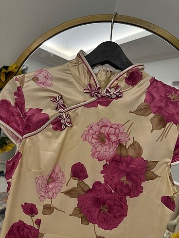 Diğer Uzakdoğu geyşa modeli