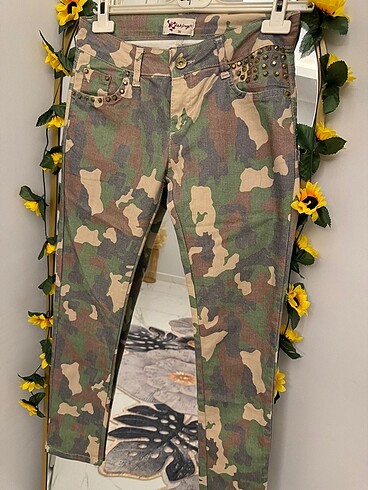 Tasarım pantolon