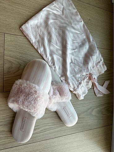 Victoria s Secret Terlik