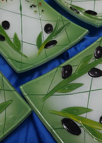 ZEYTİN DESENLİ CAM SUNUM TABAKLARI - Görsel 3