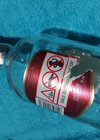 Beden CHIVAS REGAL BOŞ WHISKY ŞİŞESİ KOLEKSİYONERLERE