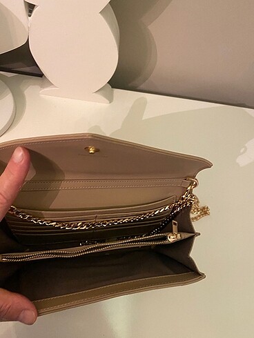 Diğer Clutch, portföy