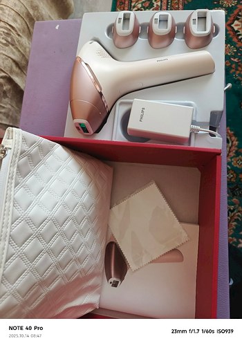 Philips Lumea IPL Lazer Epilasyon Cihazı 9000 - Görsel 4