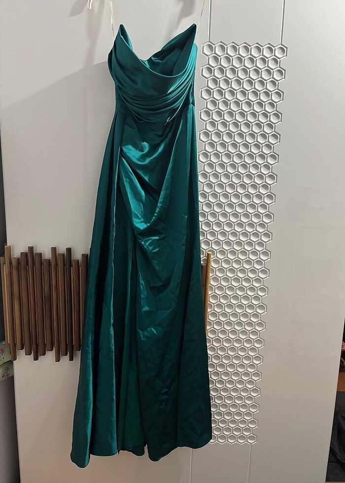 Yeşil abiye - Görsel 2