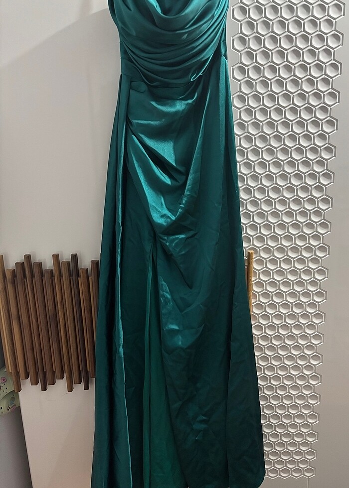 Yeşil abiye - Görsel 3