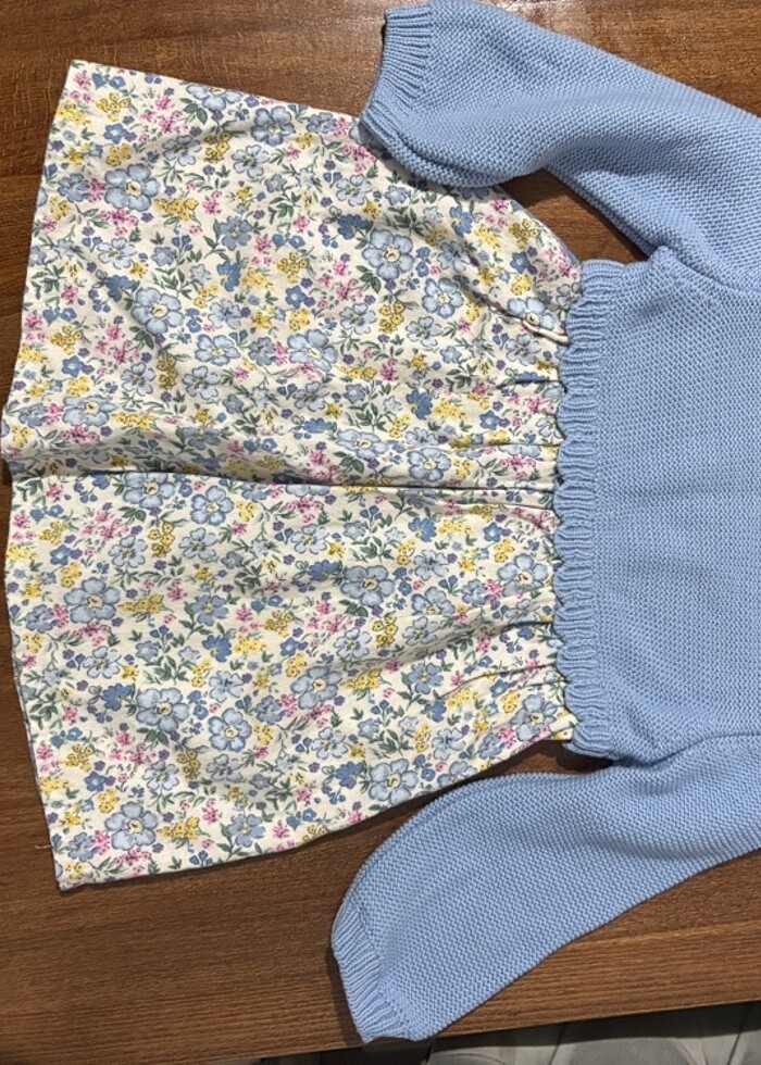 Mavi çiçekli elbise - Görsel 3