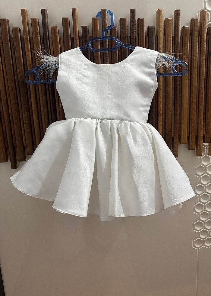 Beyaz elbise - Görsel 2