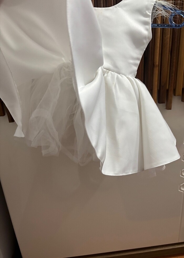 Beyaz elbise - Görsel 4