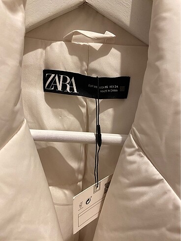 Zara Zara kuşaklı mont