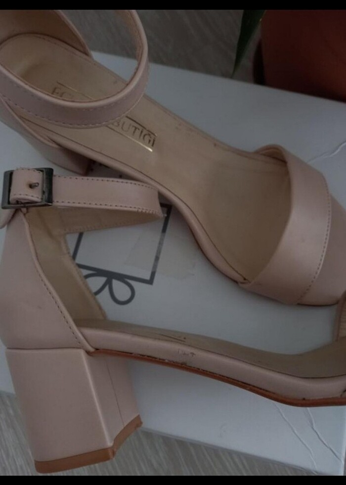 ECE'NiN BUTİĞİ Topuklu ayakkabı - Görsel 3