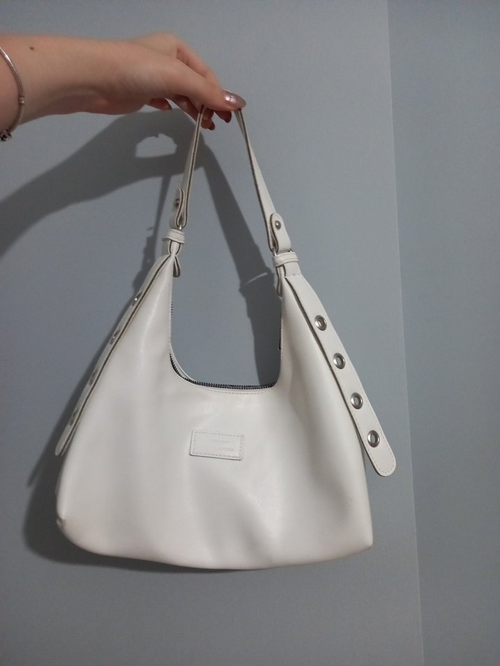 Beyaz baget çanta - Görsel 2