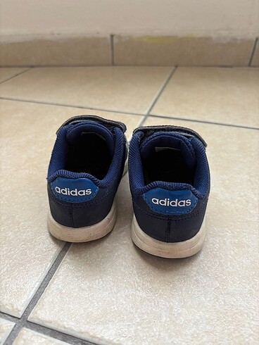 Adidas Adidas 24 numara spor ayakkabı
