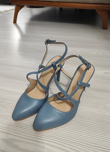 36 Beden Mavi stiletto