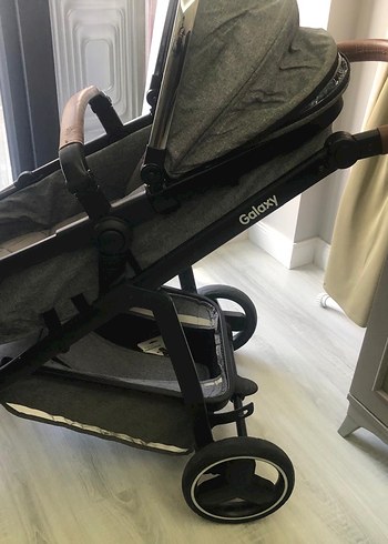 Gri Bebek Arabası Rahat ve Dayanıklı - Görsel 3