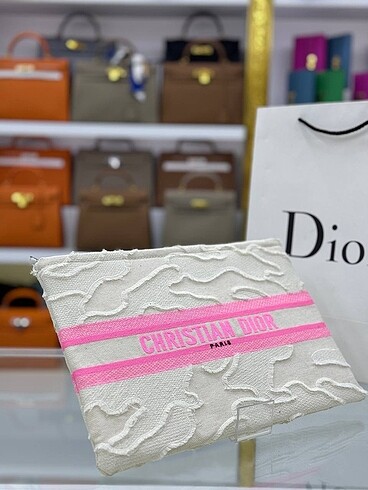 Dior cluch