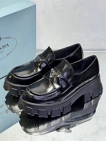 Prada Prada