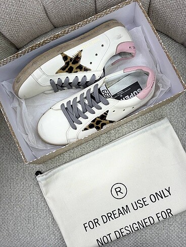37 Beden Golden goose