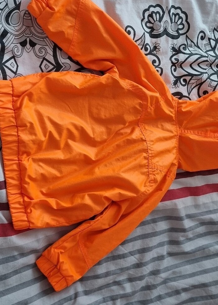 GAP yagmurluk orjinal - Görsel 2