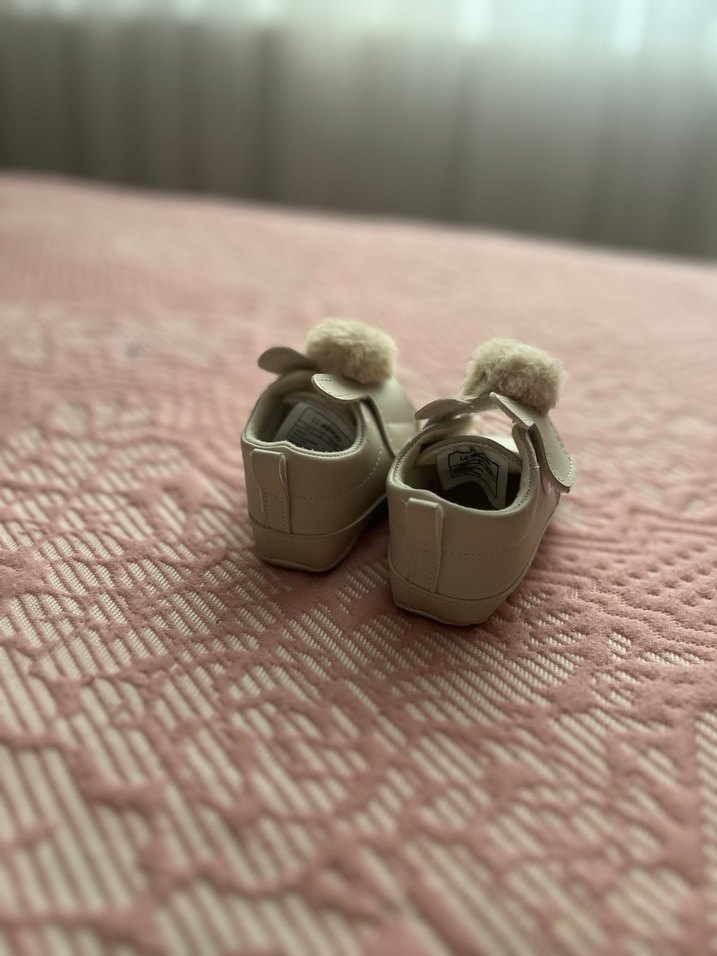 Beyaz Kürklü İlk Adım Kız Ayakkabısı - Görsel 3