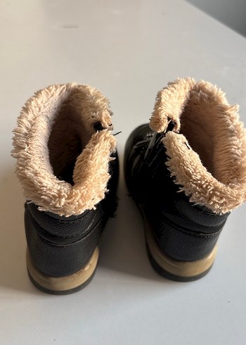 Kürk Detaylı Siyah Erkek Çocuk Botu - Görsel 3