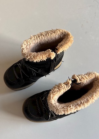 Kürk Detaylı Siyah Erkek Çocuk Botu - Görsel 2