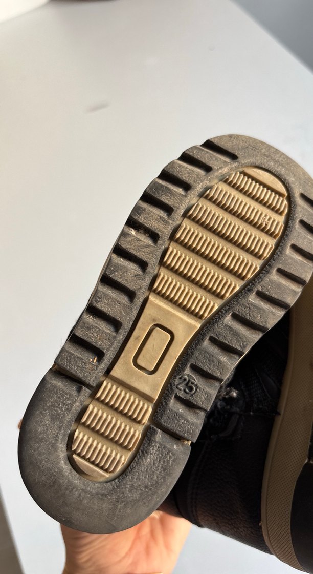 Kürk Detaylı Siyah Erkek Çocuk Botu - Görsel 4